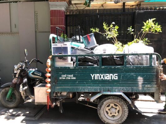 Dịch vụ xe ba gác Tân Bình chuyên nhận chuyển trọ giá rẻ.