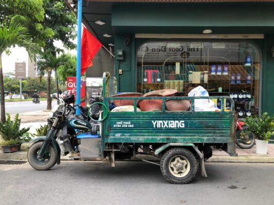 Thuê xe ba gác dọn đổ rác giá rẻ Tân Bình