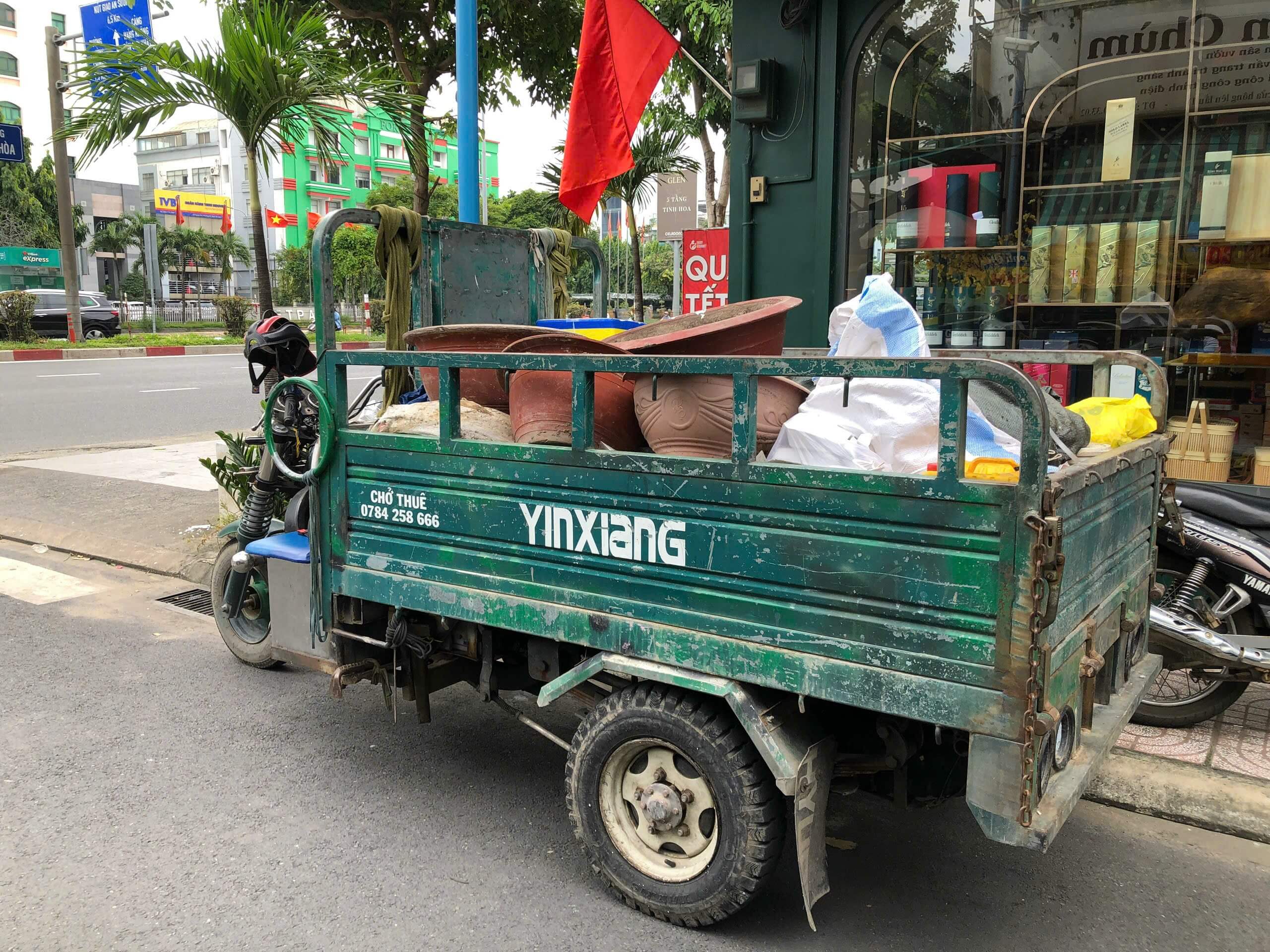dịch vụ đổ rác thuê bằng xe ba gác tại Tân Bình