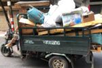 Thuê xe đổ rác dọn nhà Tân Bình bằng xe ba gác