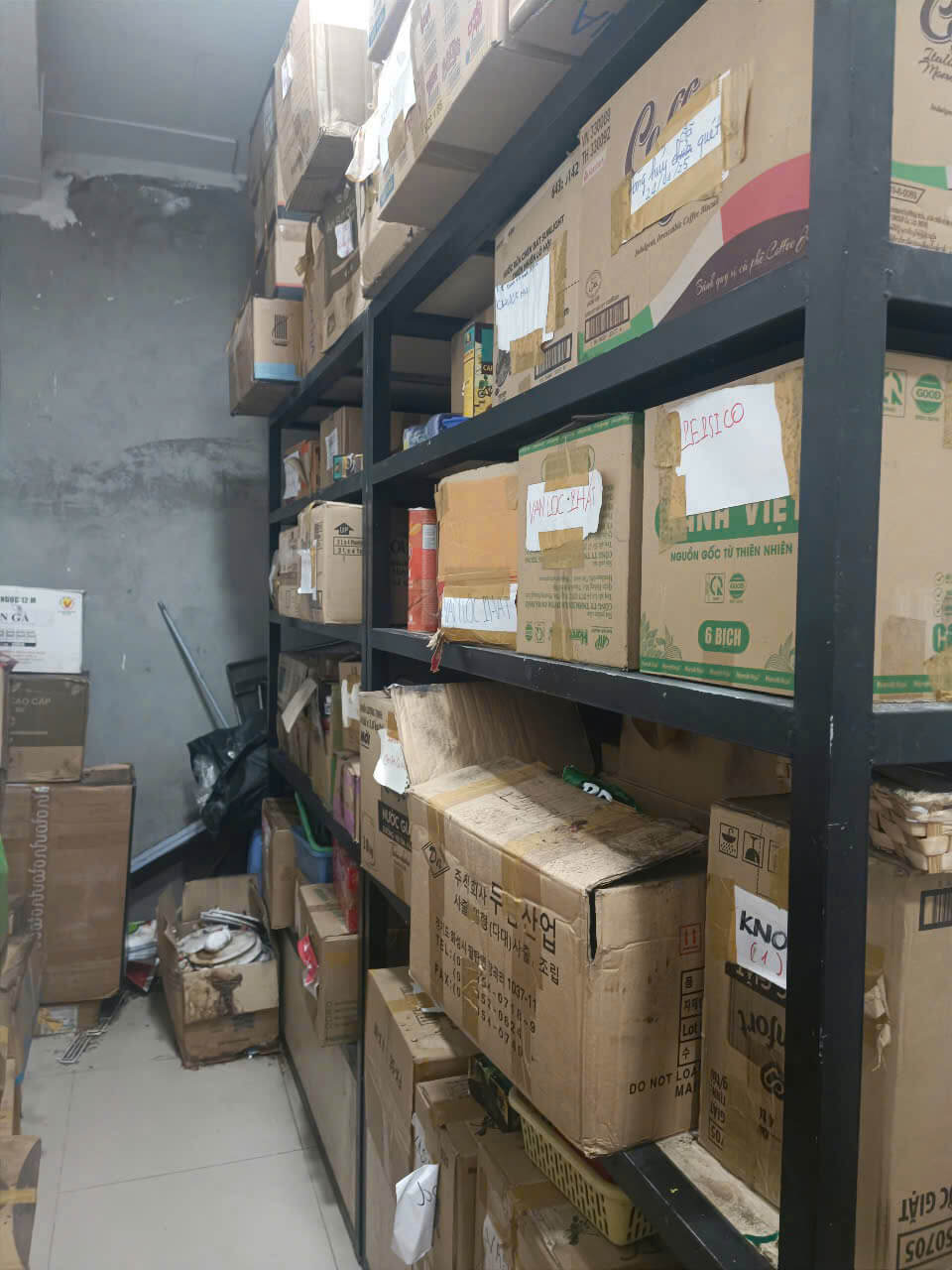 Dịch vụ xe ba gác dọn hàng tồn kho hết hạn