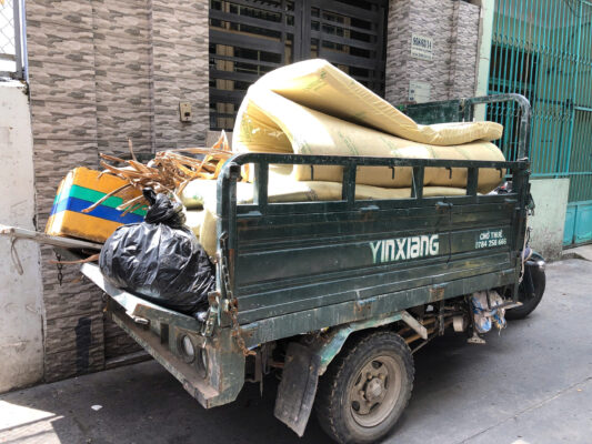 Giá đổ rác nệm cũ Tân Bình